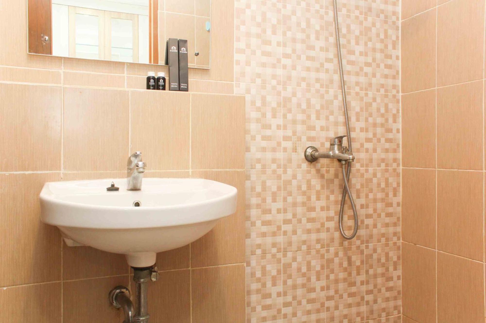 Cozy And Tidy At The Enviro By Travelio Apartemen Bekasi